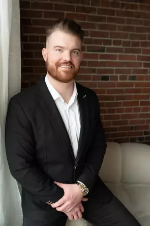 Brock Webber, Oak Bay, Real Estate Agent